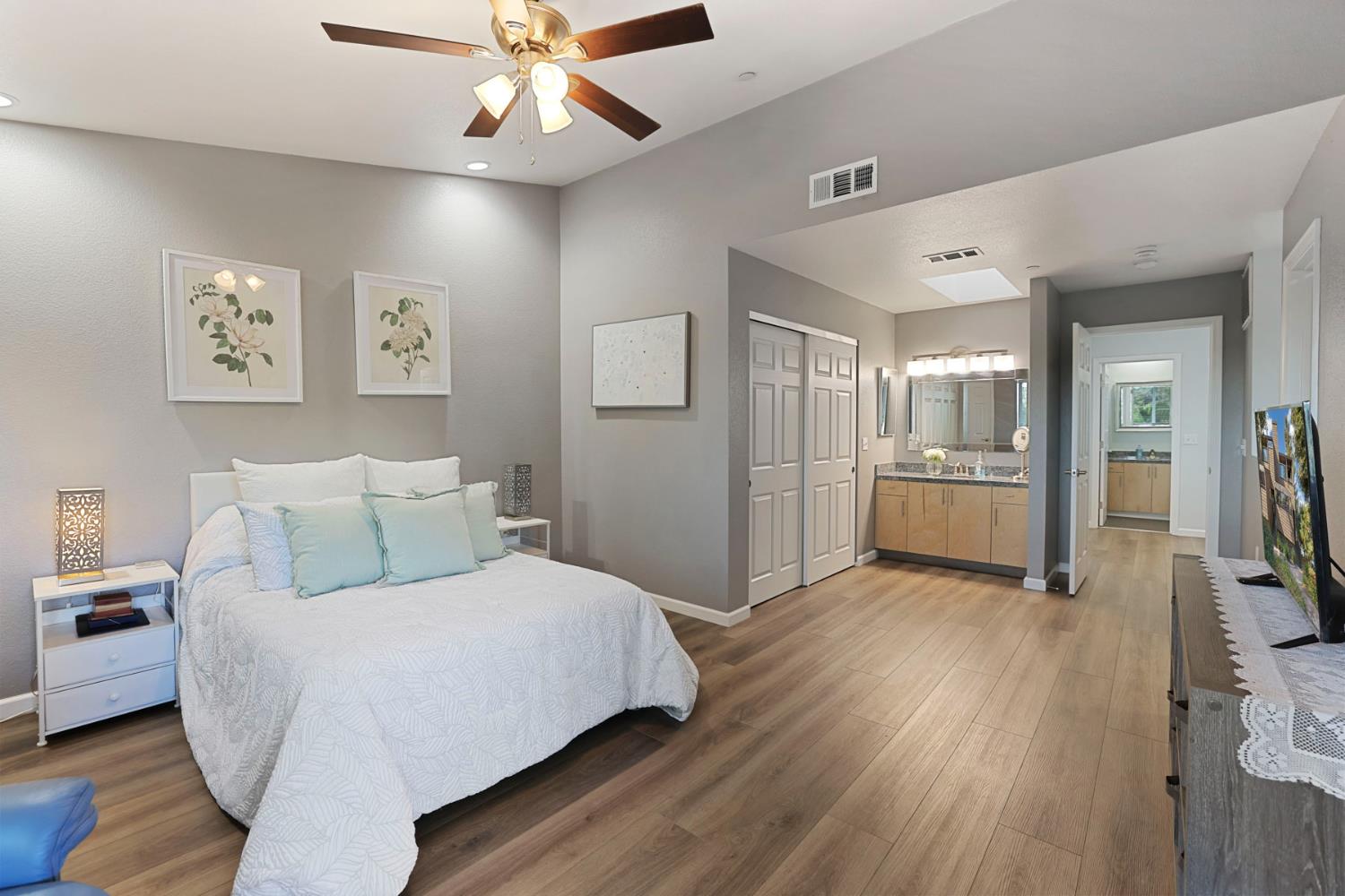 501 Rose Ave #1, Modesto, CA 95355