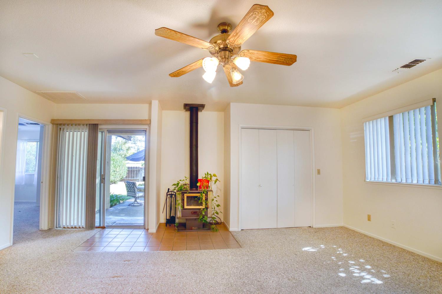 317 S K St, Madera, CA 93637