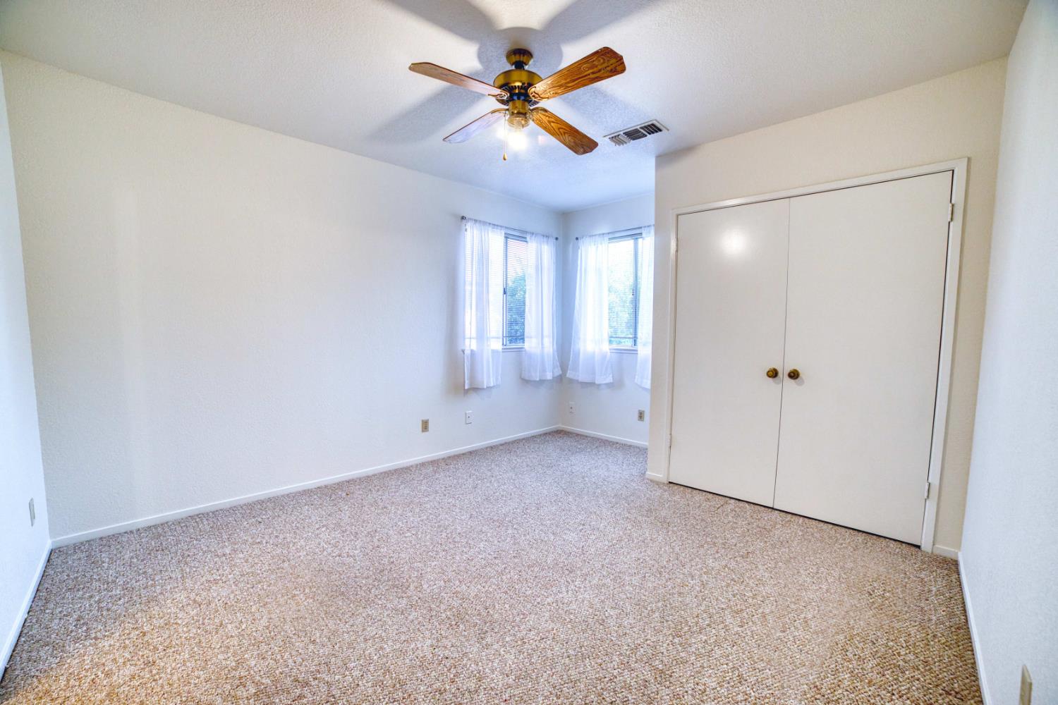 317 S K St, Madera, CA 93637
