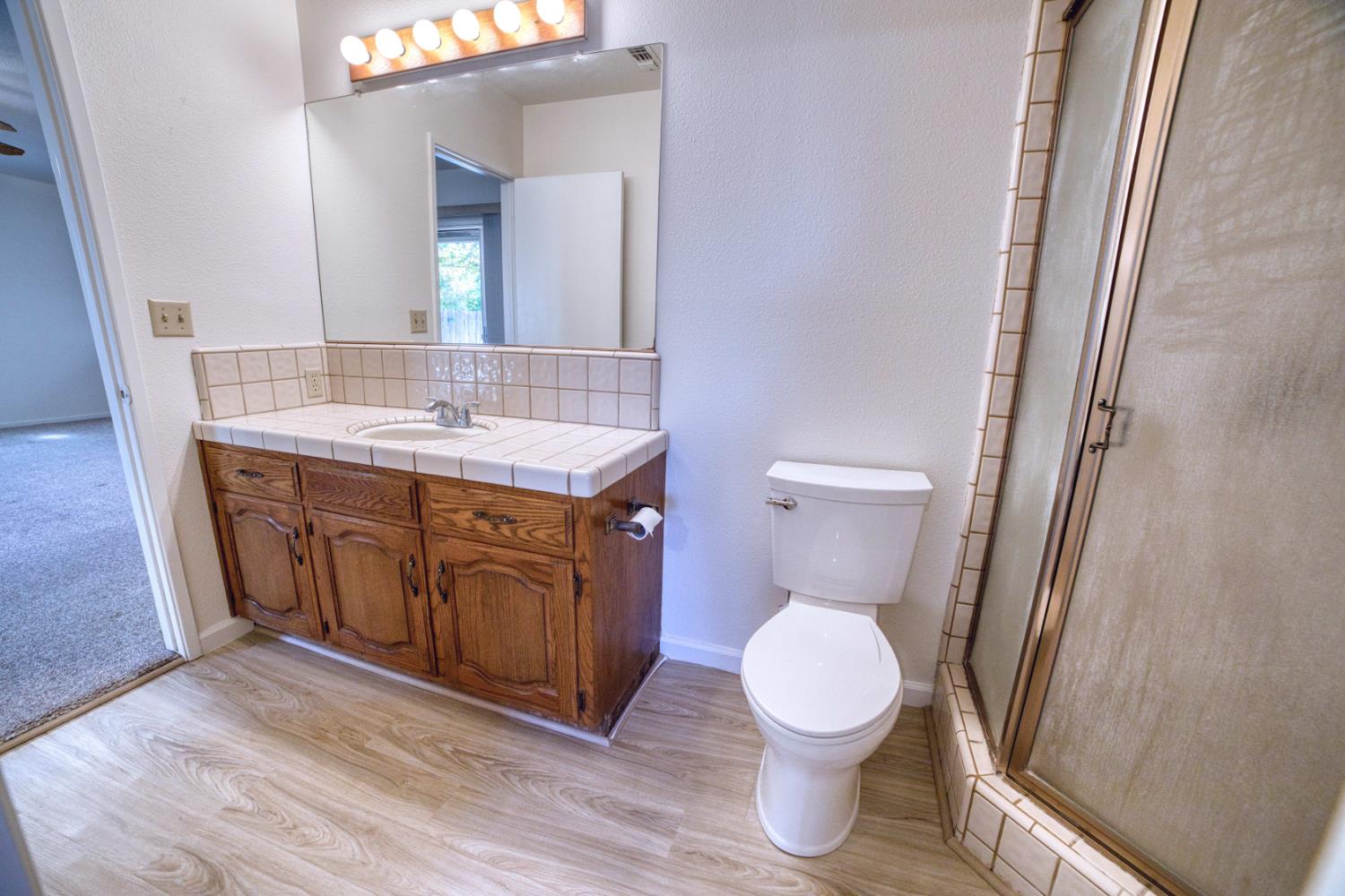 317 S K St, Madera, CA 93637