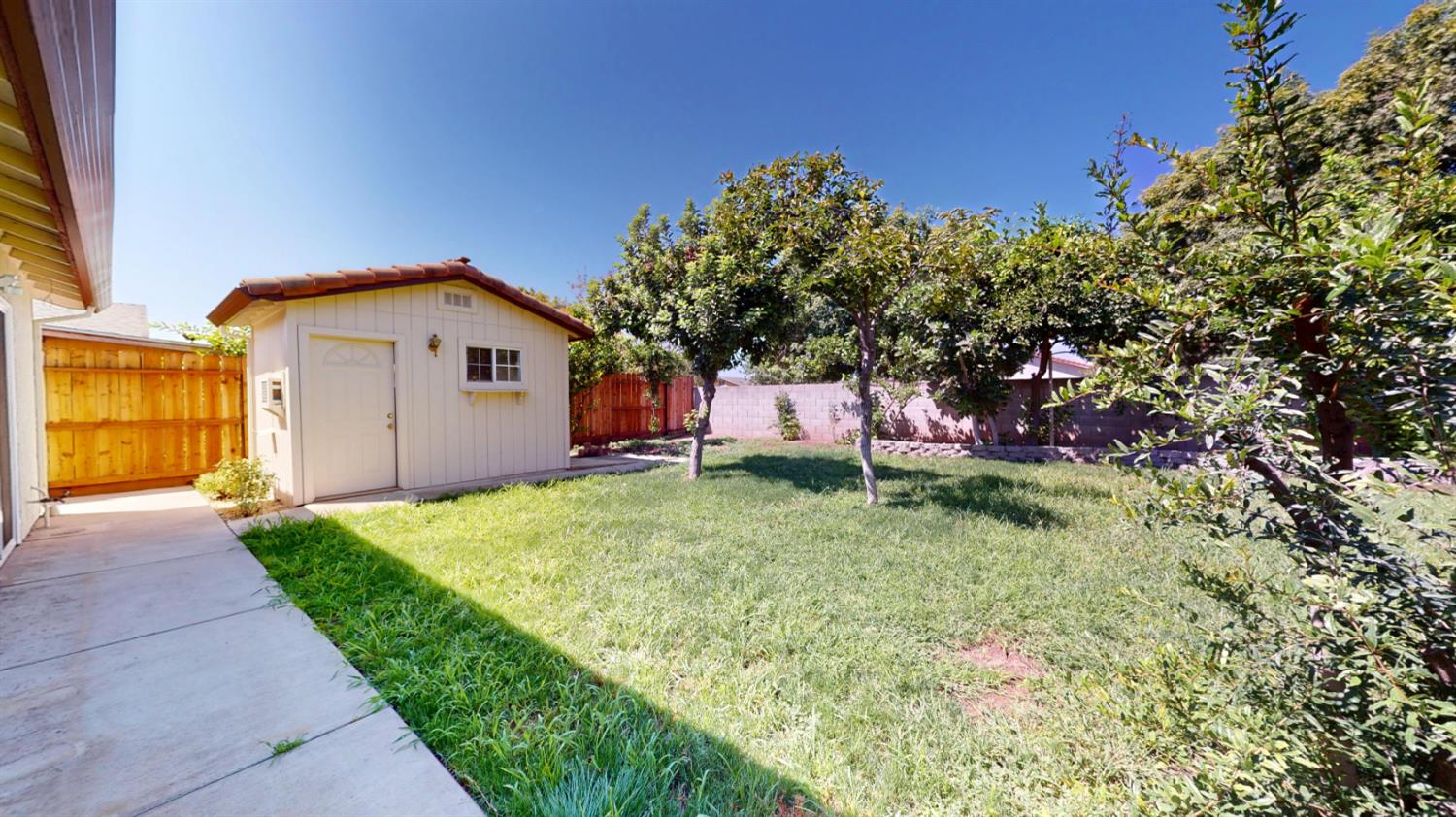 379 Edan Ct, Merced, CA 95341