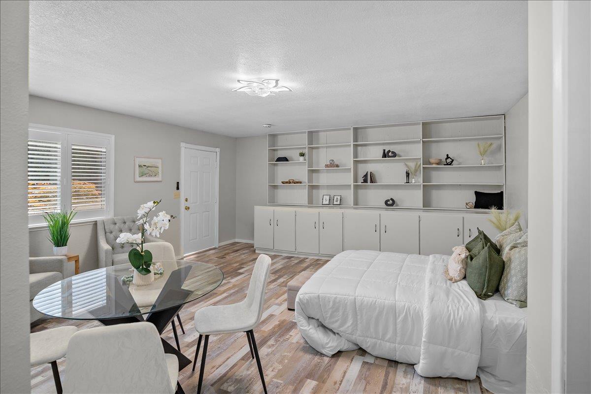 400 Rosebay Ln, Modesto, CA 95356