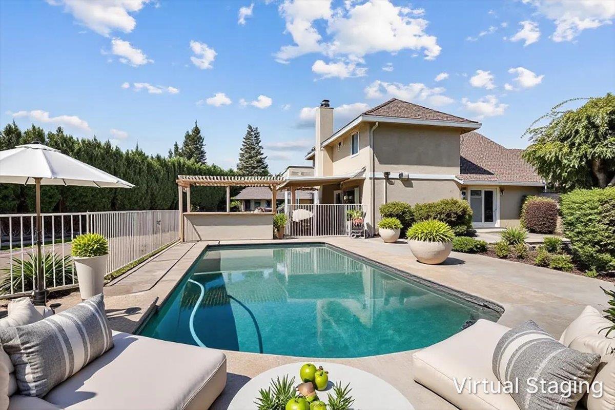 400 Rosebay Ln, Modesto, CA 95356