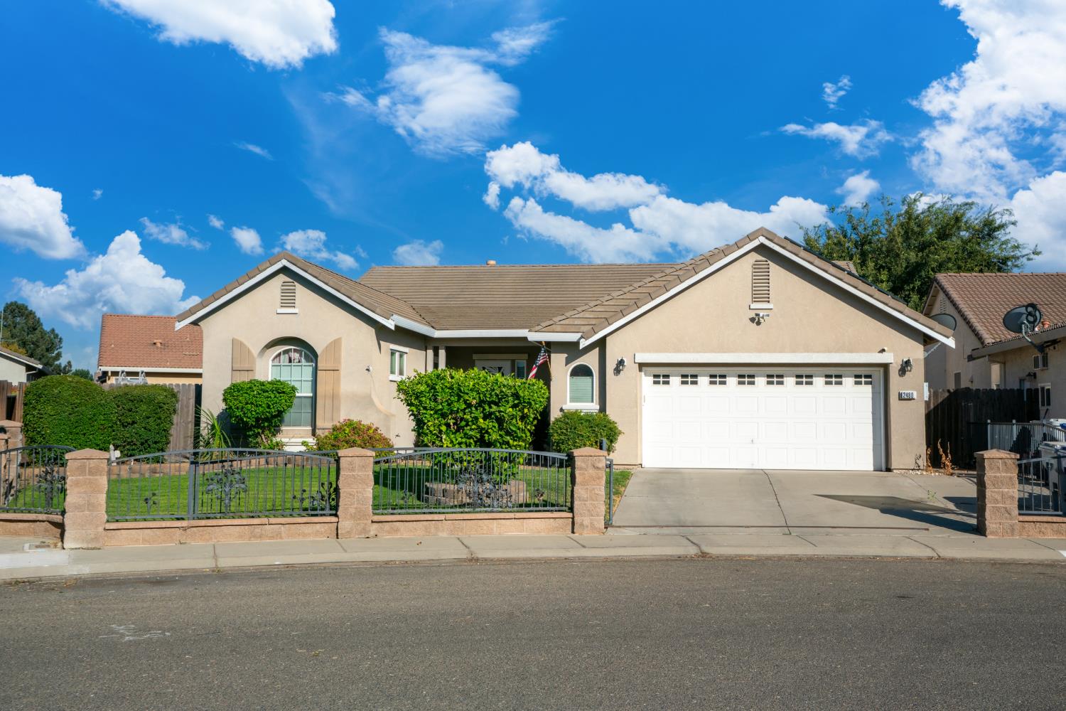 2480 Boulder Dr, Atwater, CA 95301