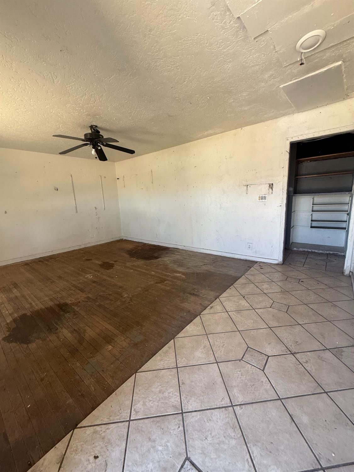 656 Pine St, Manteca, CA 95336