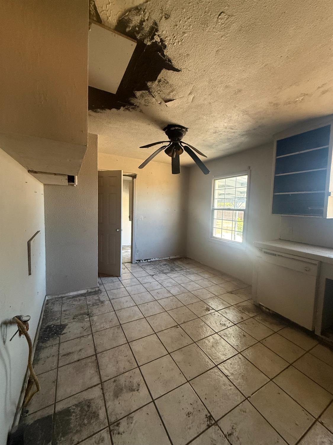 656 Pine St, Manteca, CA 95336