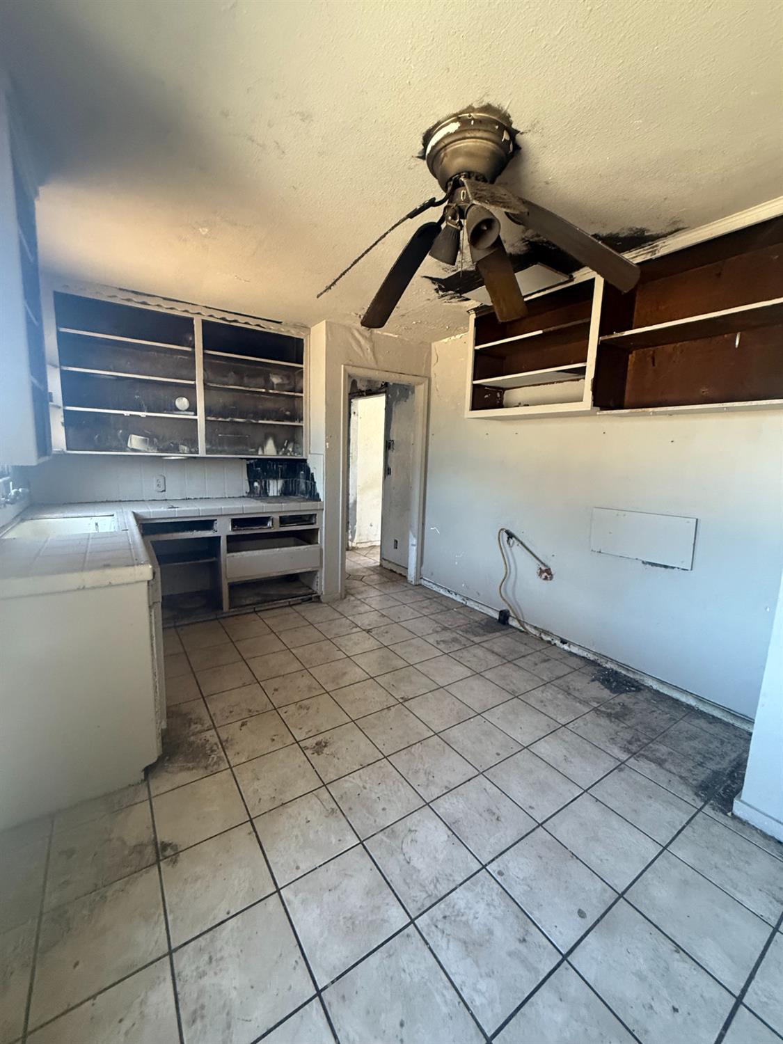 656 Pine St, Manteca, CA 95336