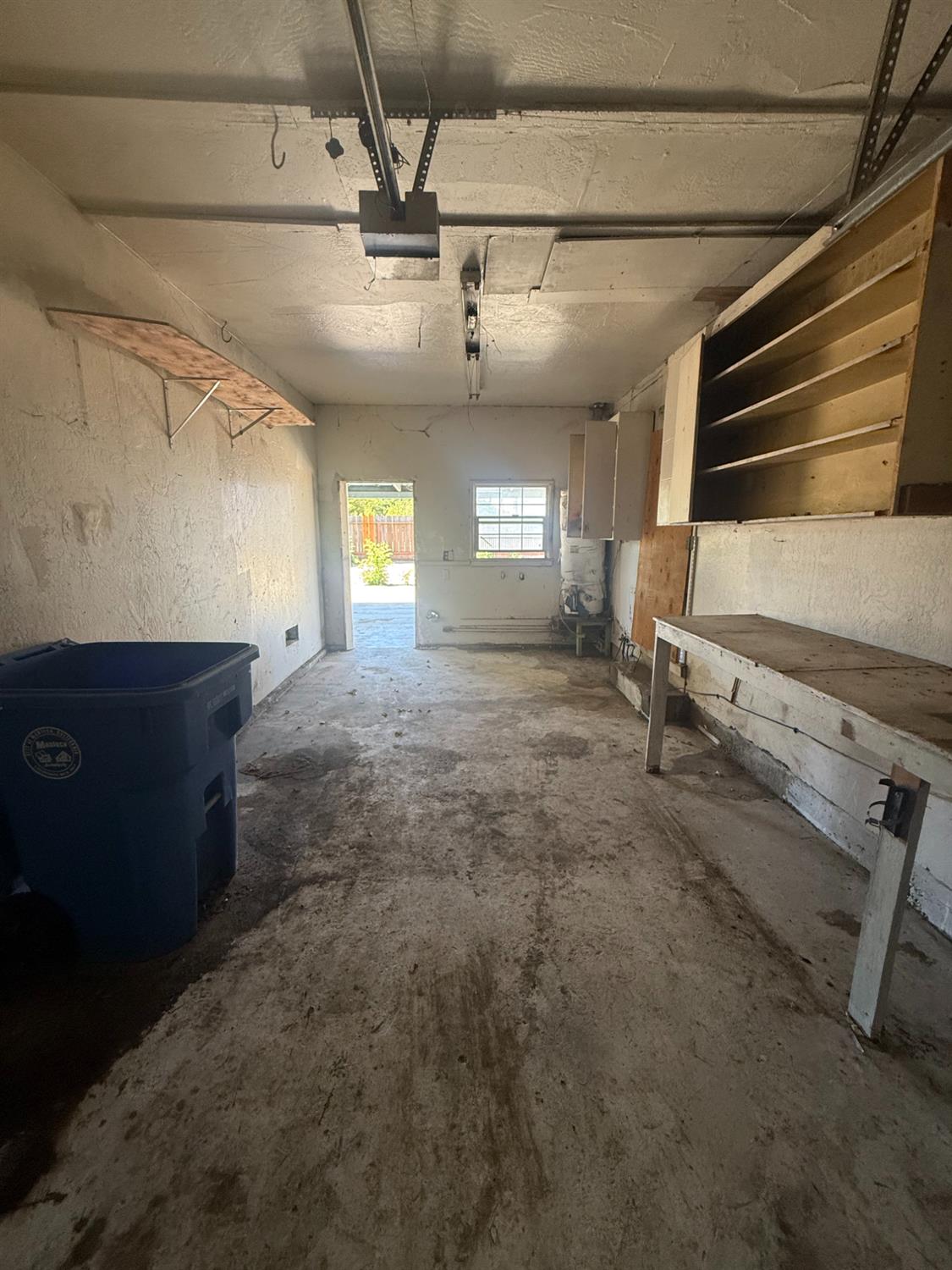 656 Pine St, Manteca, CA 95336