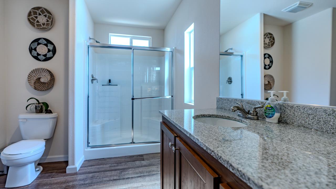 1643 River Rd, Modesto, CA 95351