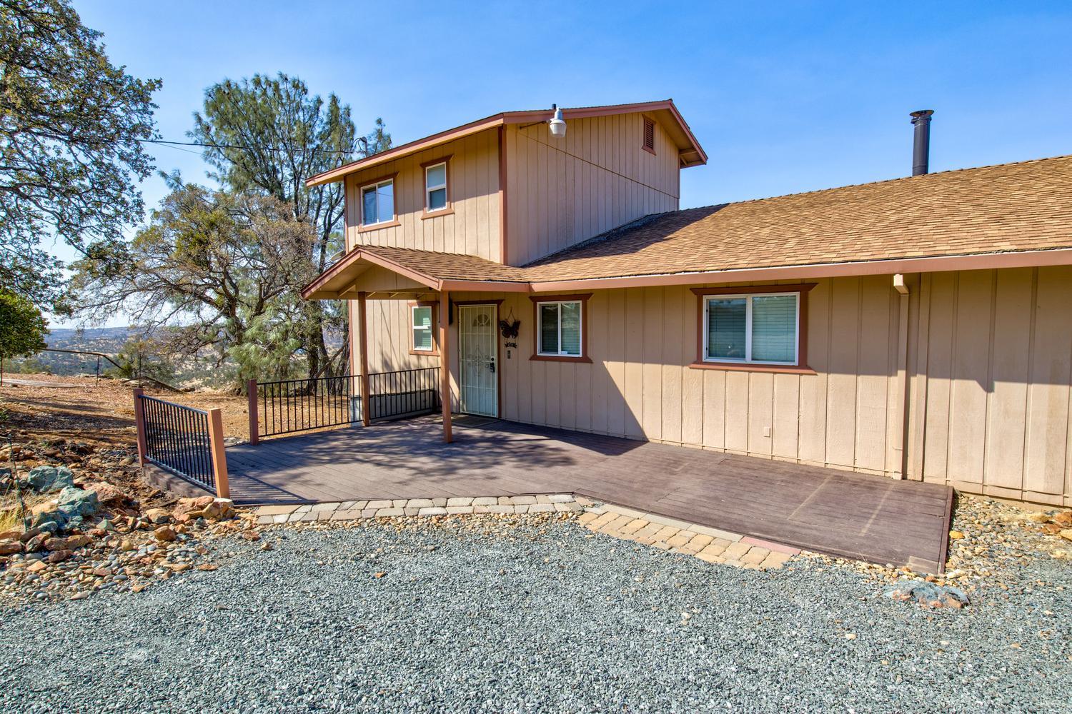 4832 Enramada Dr, La Grange, CA 95329