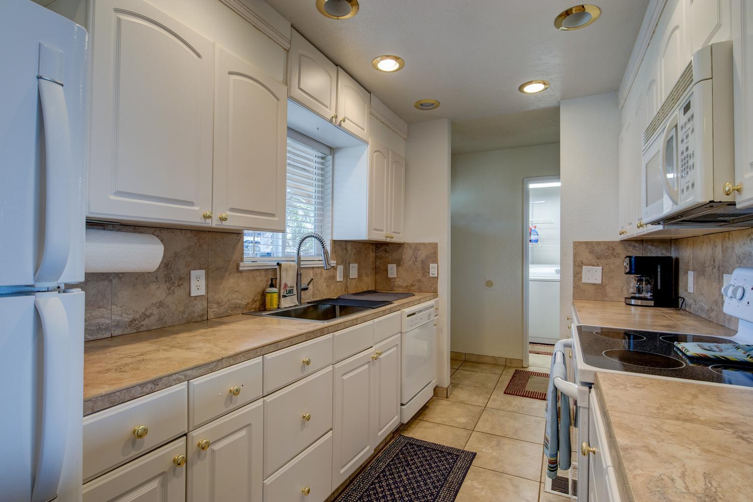 4832 Enramada Dr, La Grange, CA 95329