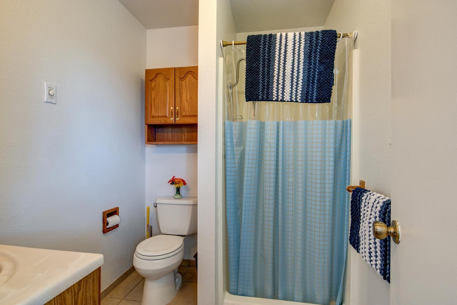 4832 Enramada Dr, La Grange, CA 95329
