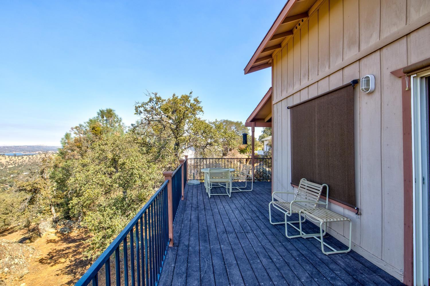 4832 Enramada Dr, La Grange, CA 95329