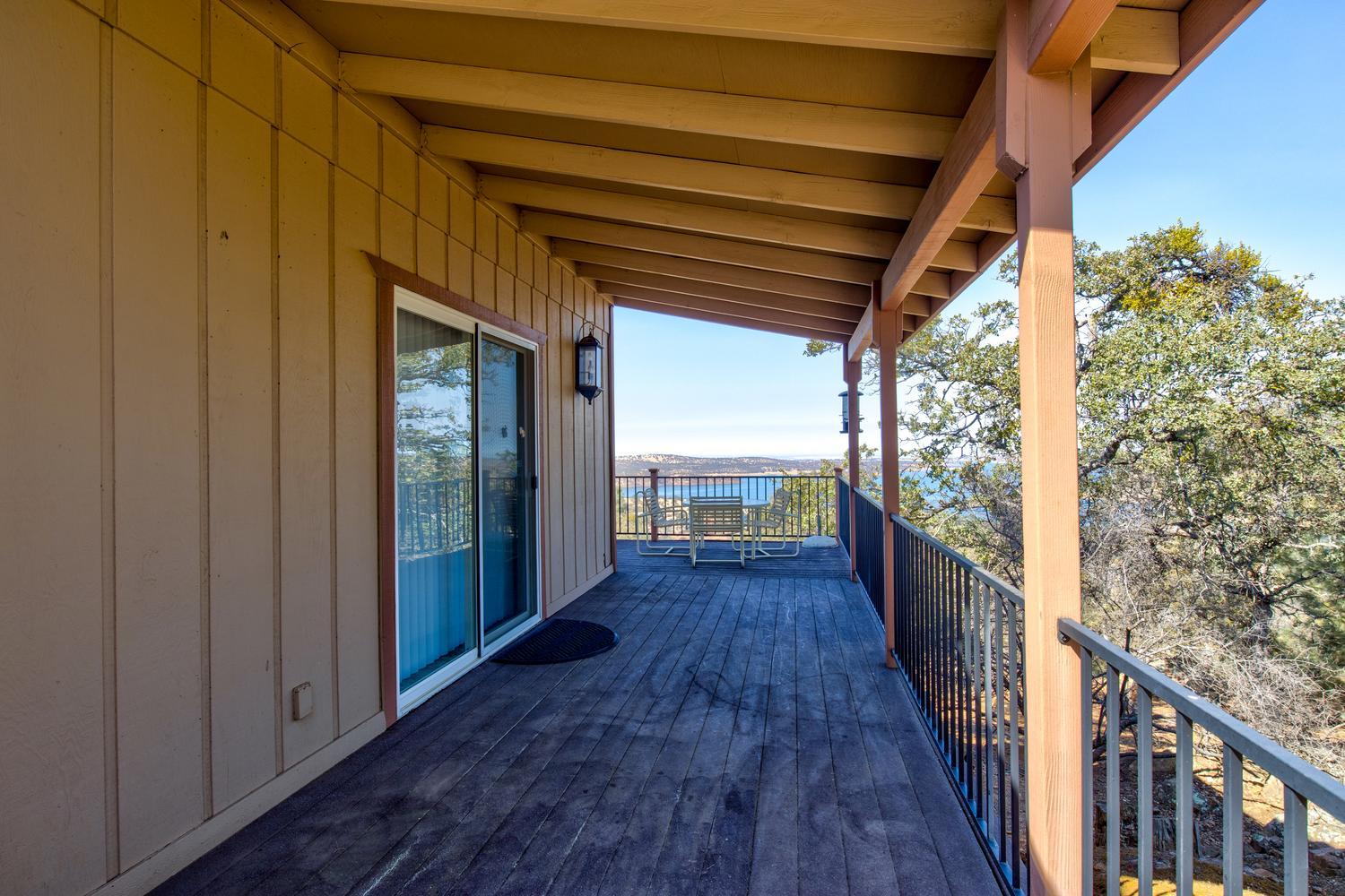4832 Enramada Dr, La Grange, CA 95329