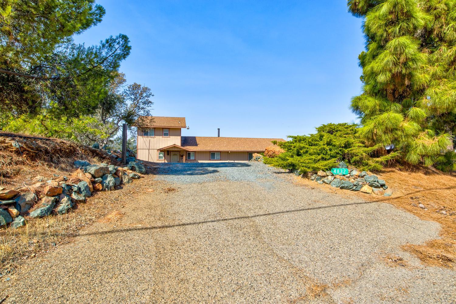 4832 Enramada Dr, La Grange, CA 95329