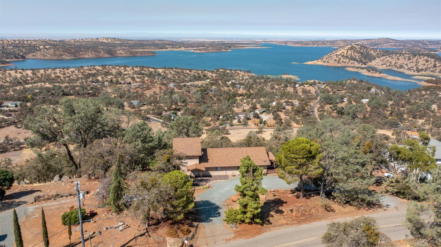 4832 Enramada Dr, La Grange, CA 95329