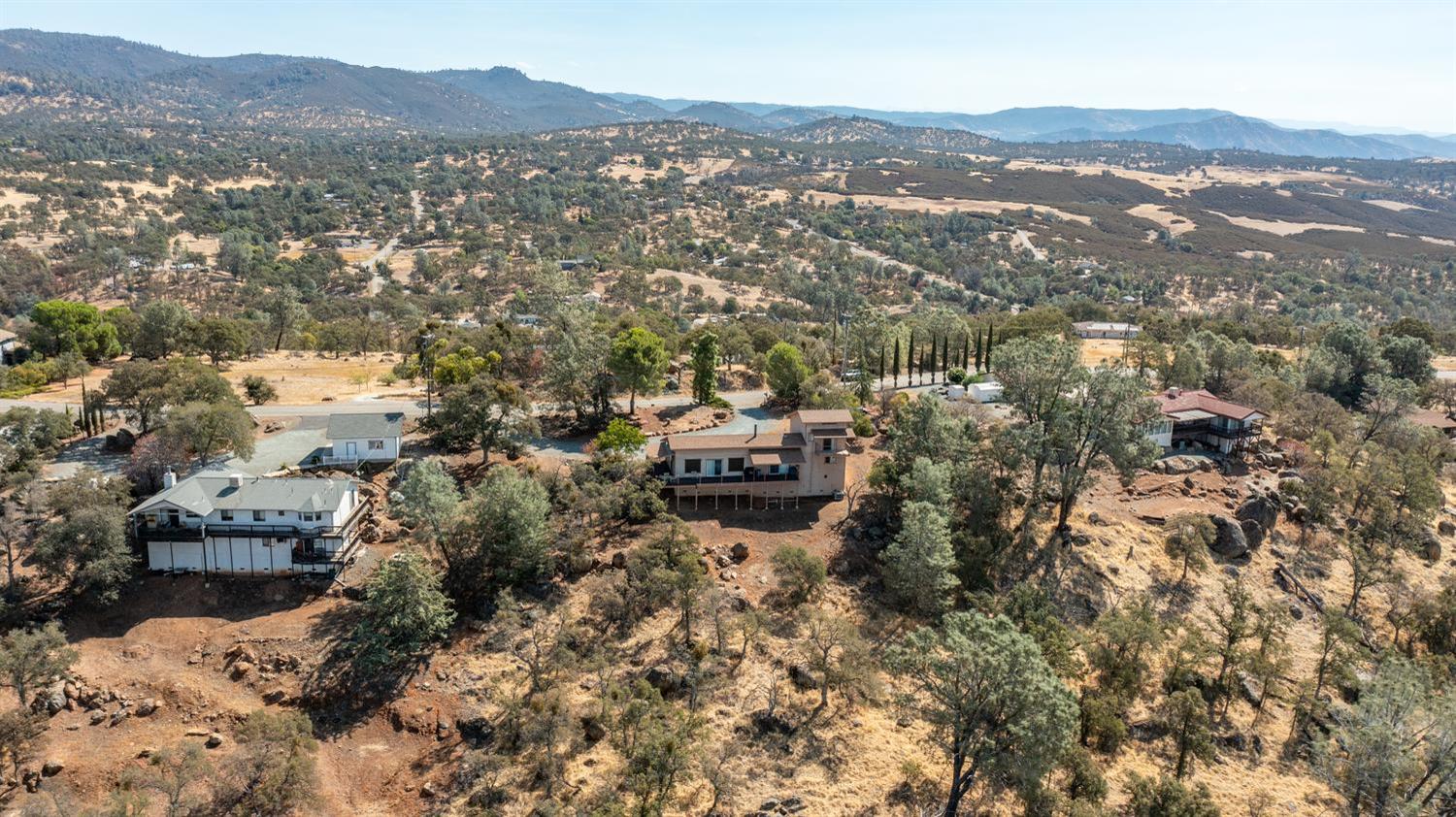 4832 Enramada Dr, La Grange, CA 95329