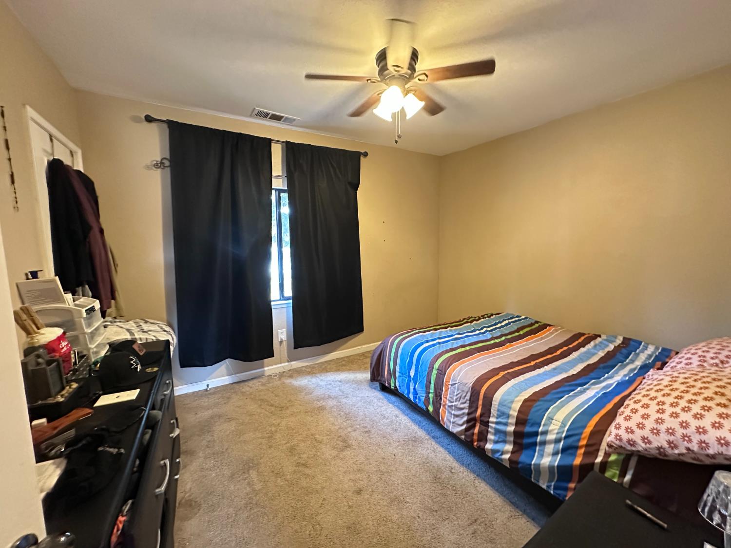 437 Oak St, Modesto, CA 95351
