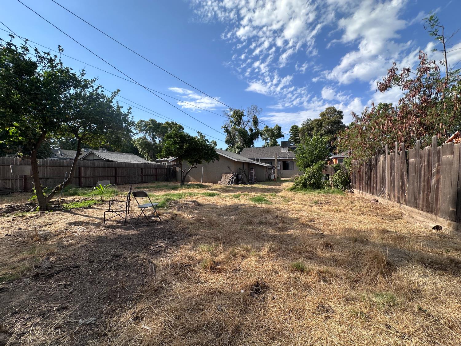 437 Oak St, Modesto, CA 95351