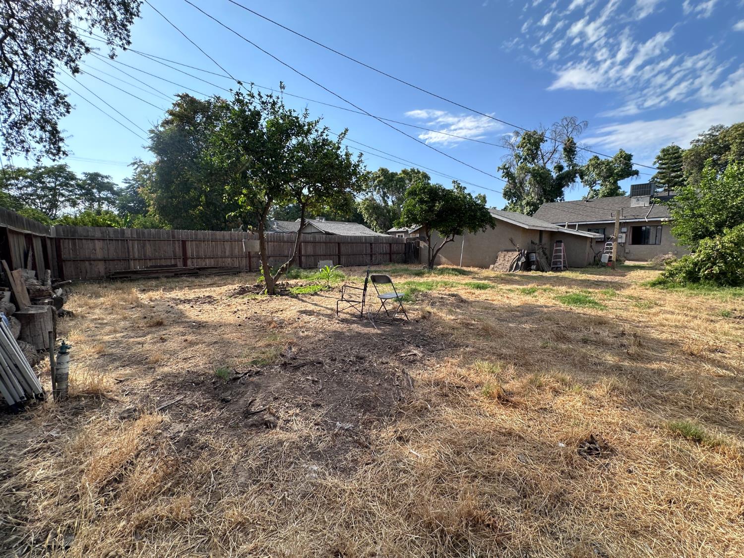 437 Oak St, Modesto, CA 95351