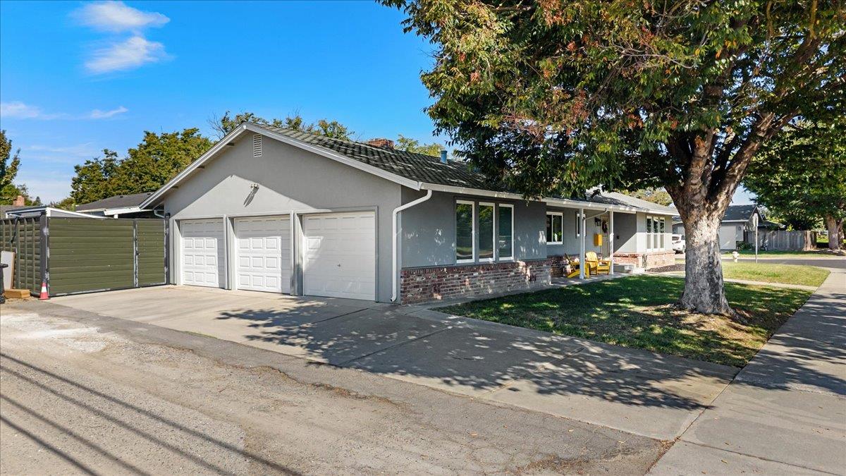 3321 Keller St, Modesto, CA 95355