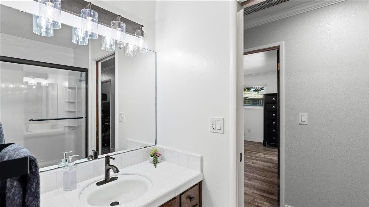 3321 Keller St, Modesto, CA 95355