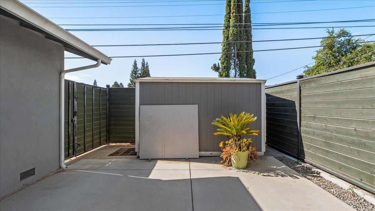 3321 Keller St, Modesto, CA 95355