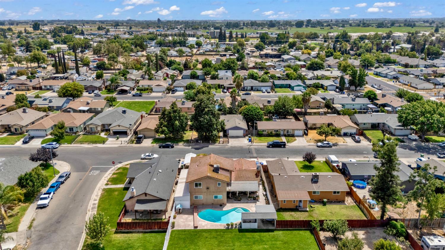 300 Lewis St, Turlock, CA 95380