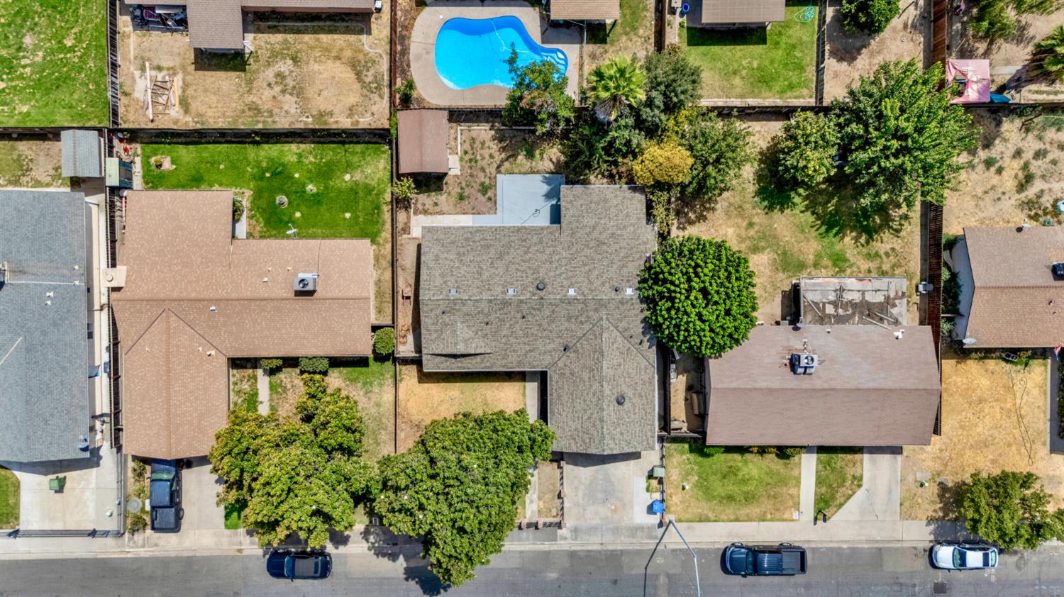 300 Lewis St, Turlock, CA 95380
