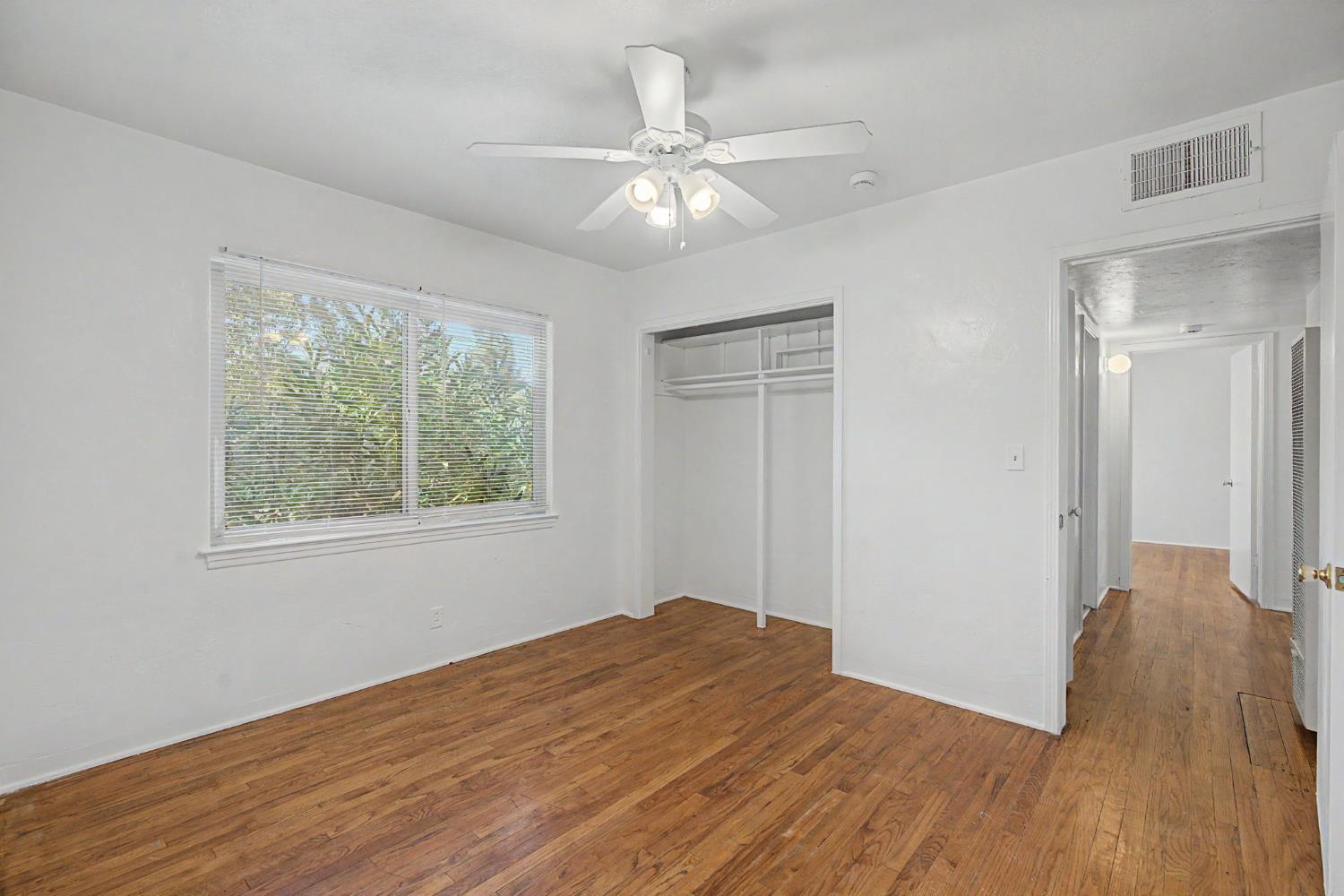 2306 E dayton, Fresno, CA 93726