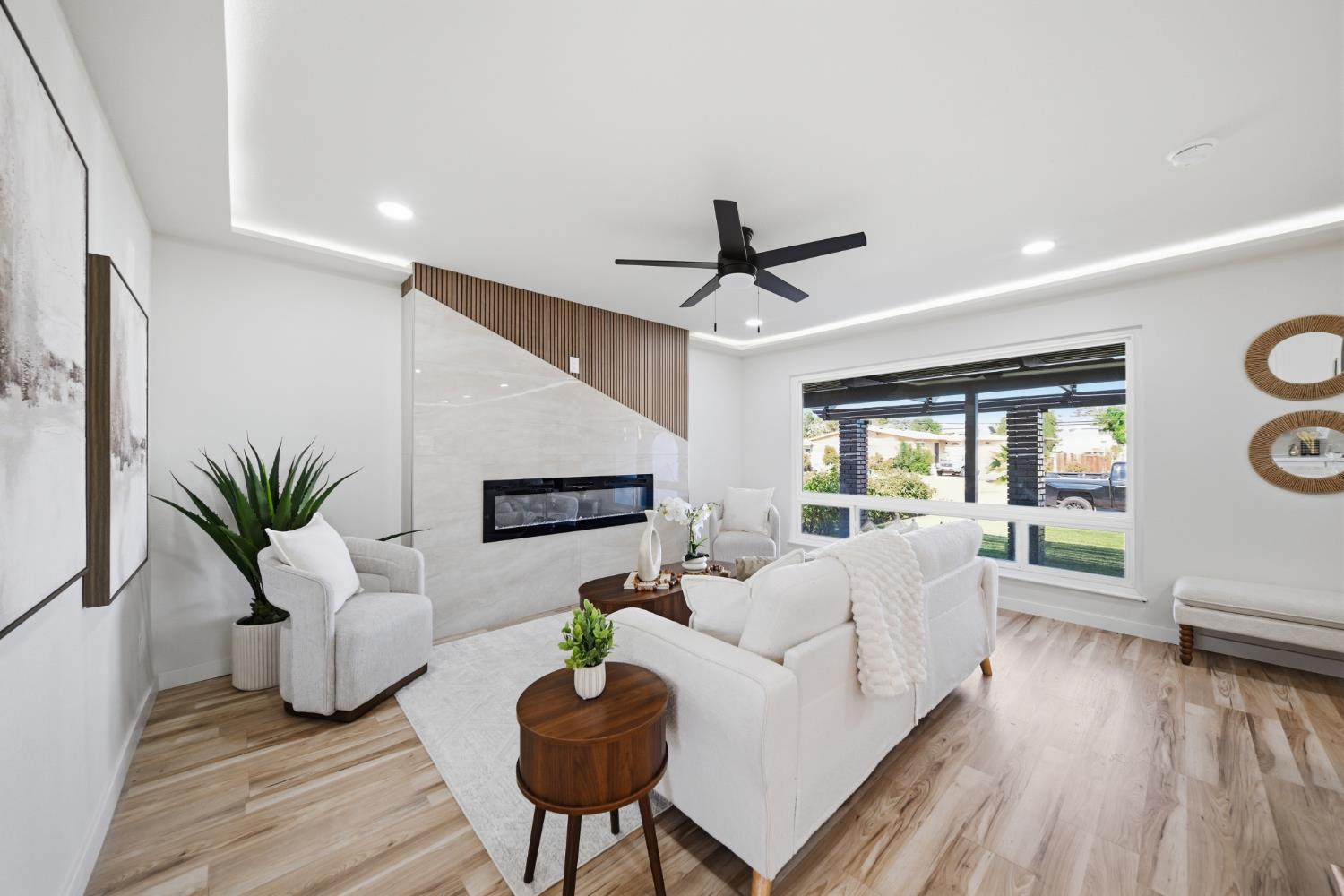 835 Nevada Ave, Los Banos, CA 93635