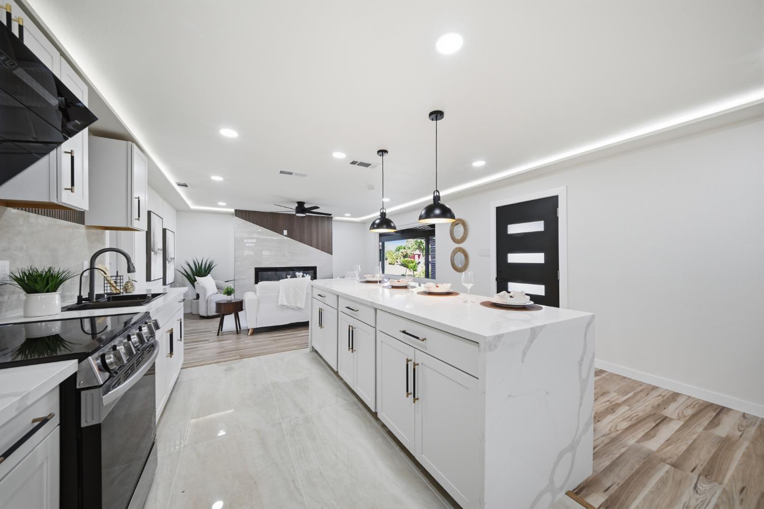 835 Nevada Ave, Los Banos, CA 93635