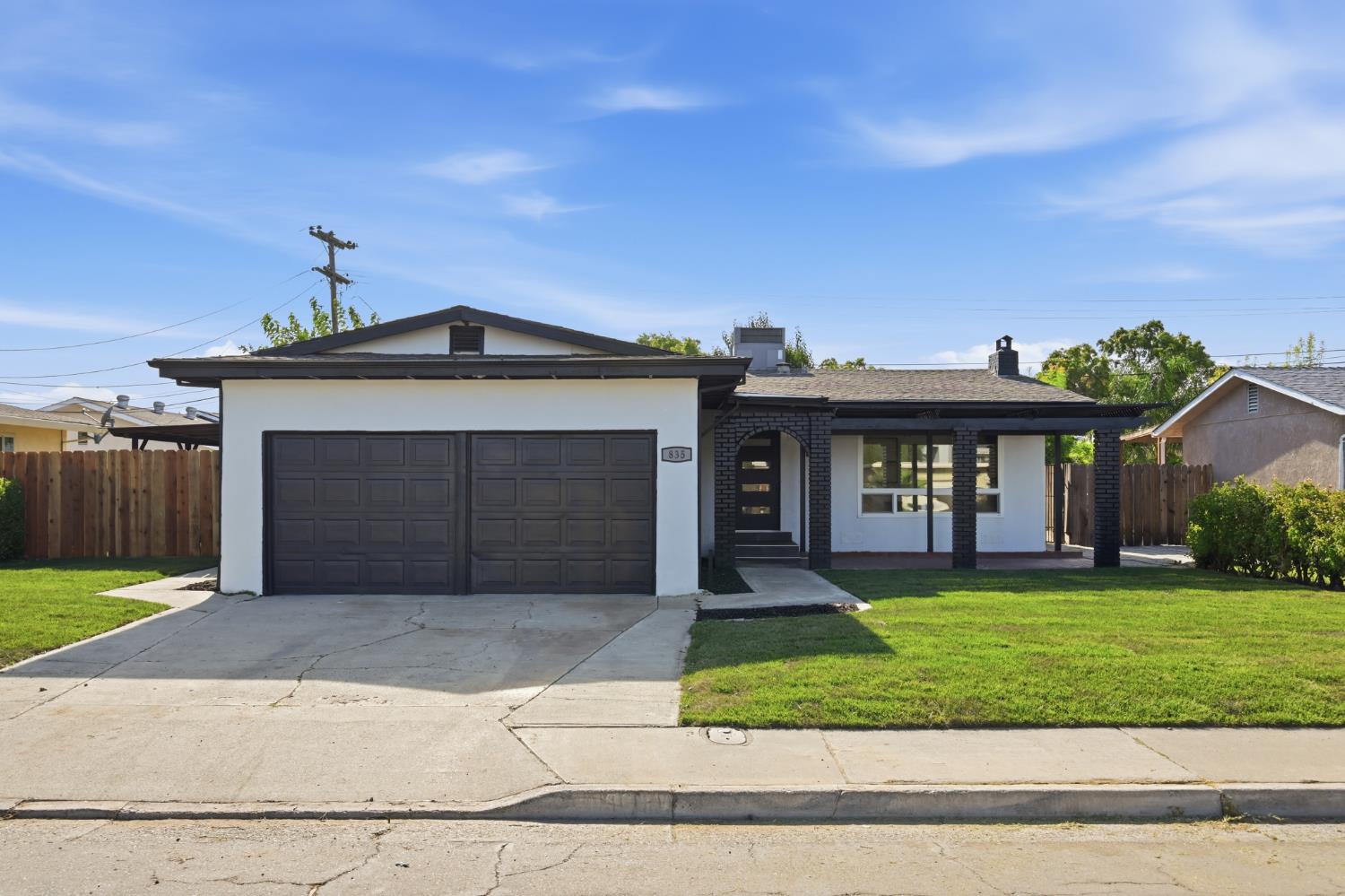 835 Nevada Ave, Los Banos, CA 93635