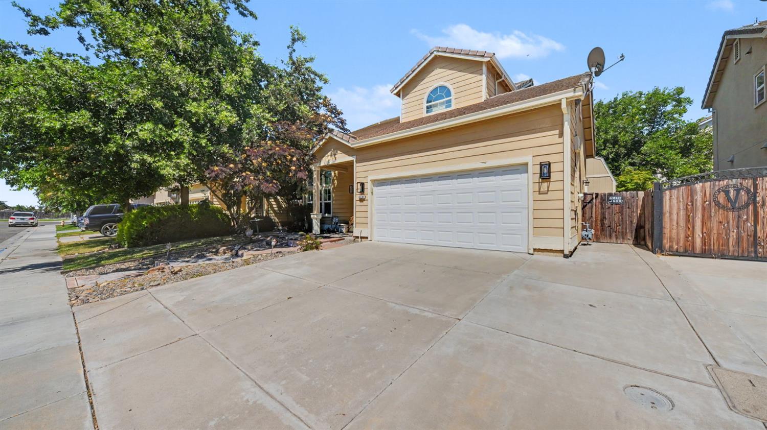 5308 Spaulding Ct, Riverbank, CA 95367
