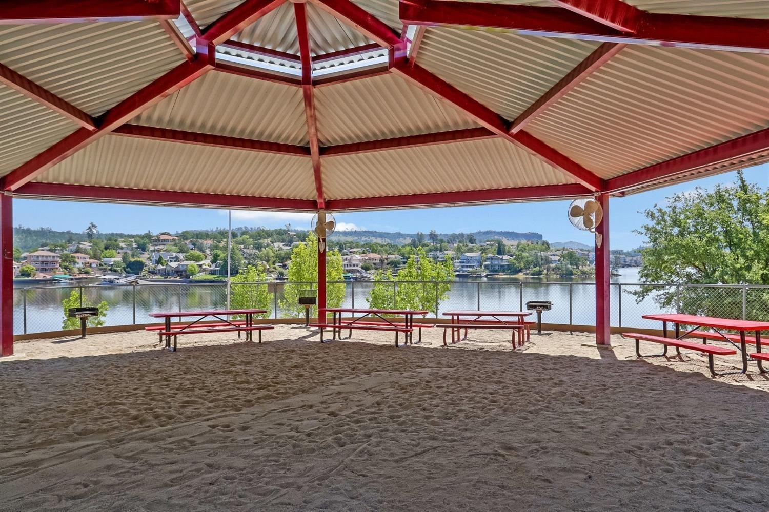 4620 Bayview Dr, Copperopolis, CA 95228