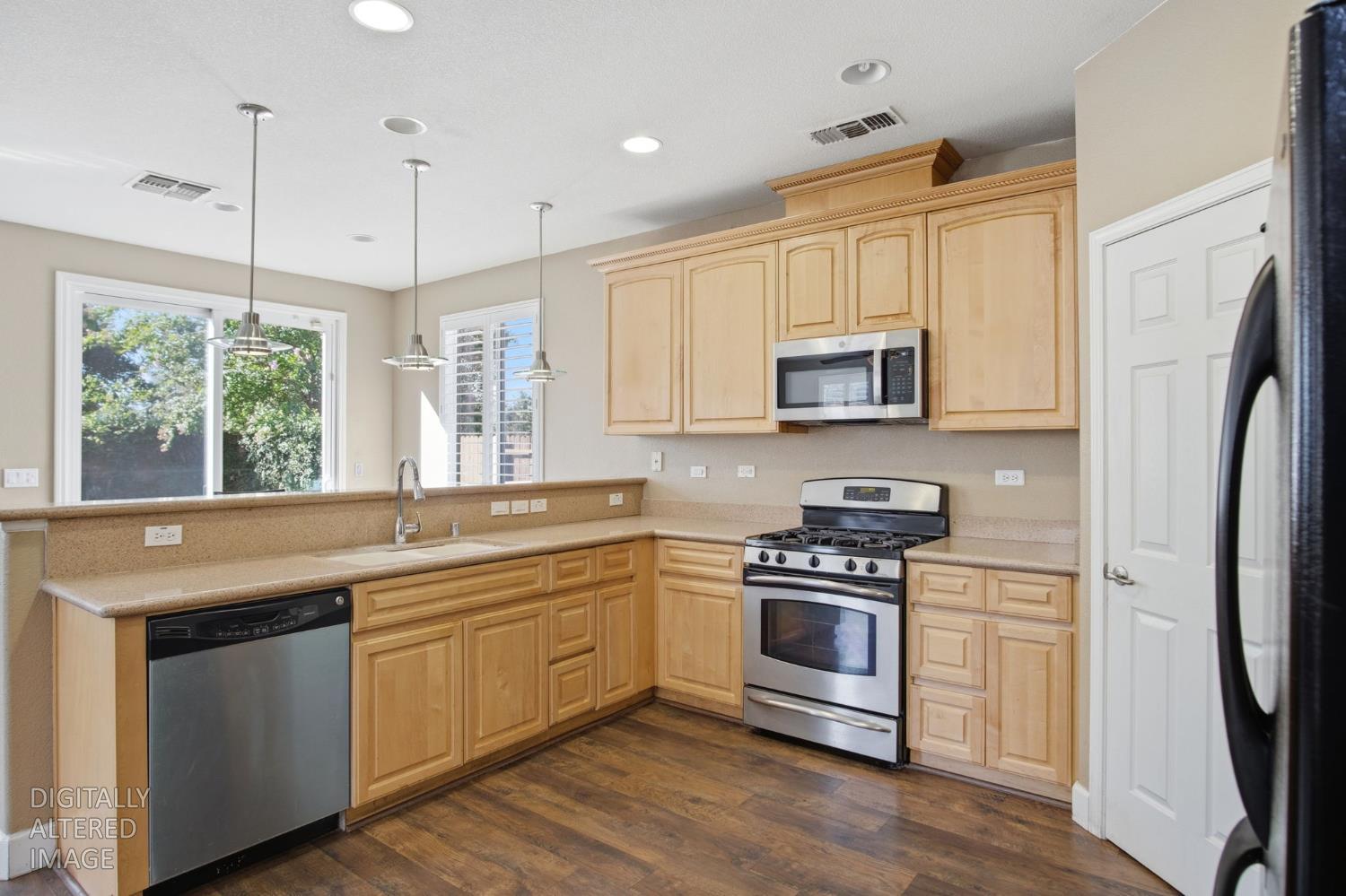 454 Jacobs Dr, Merced, CA 95348