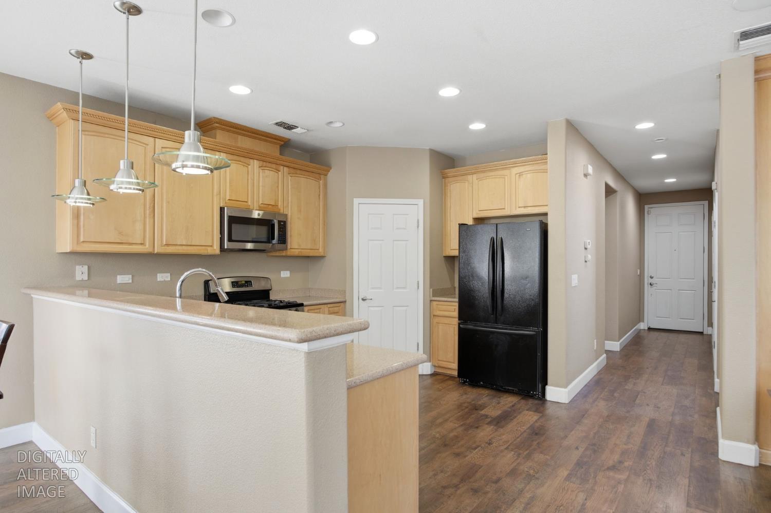 454 Jacobs Dr, Merced, CA 95348