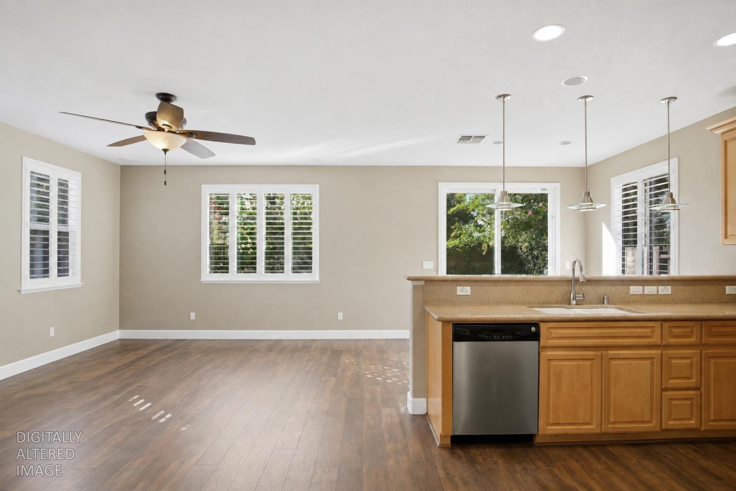 454 Jacobs Dr, Merced, CA 95348