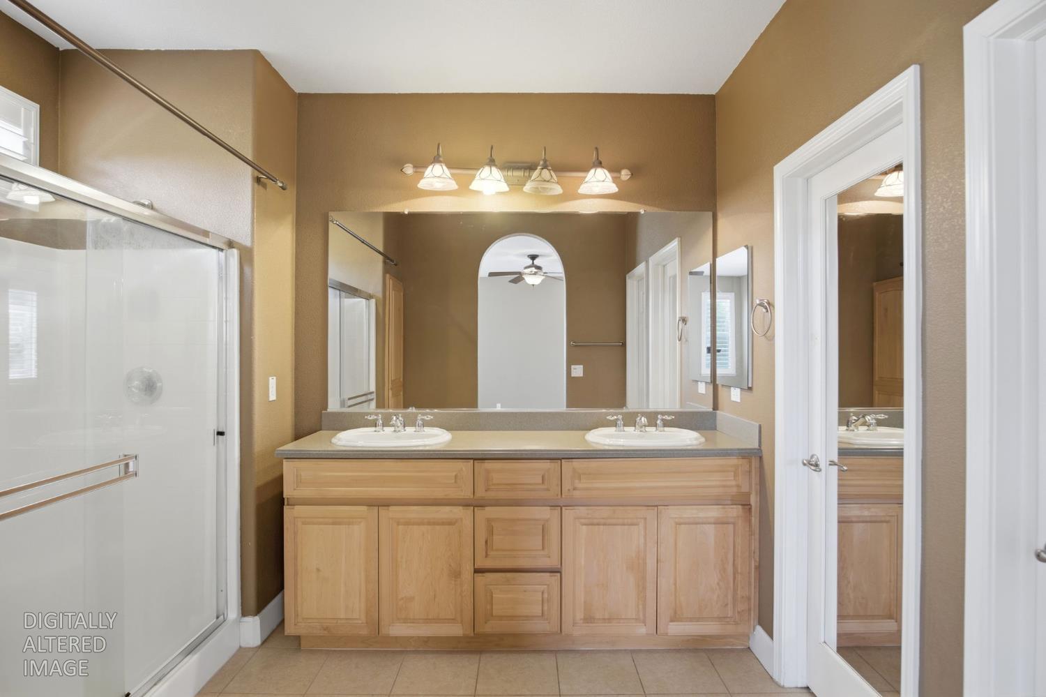 454 Jacobs Dr, Merced, CA 95348