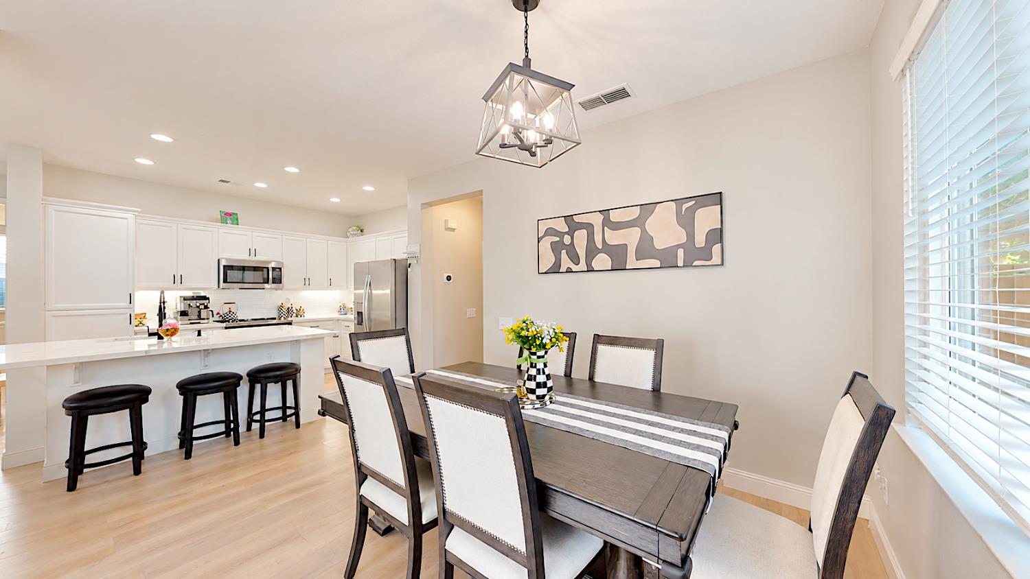 4203 Motif Ct, Turlock, CA 95382