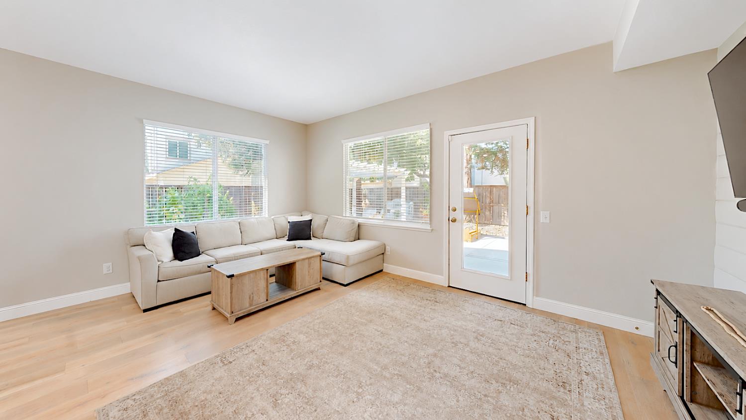4203 Motif Ct, Turlock, CA 95382