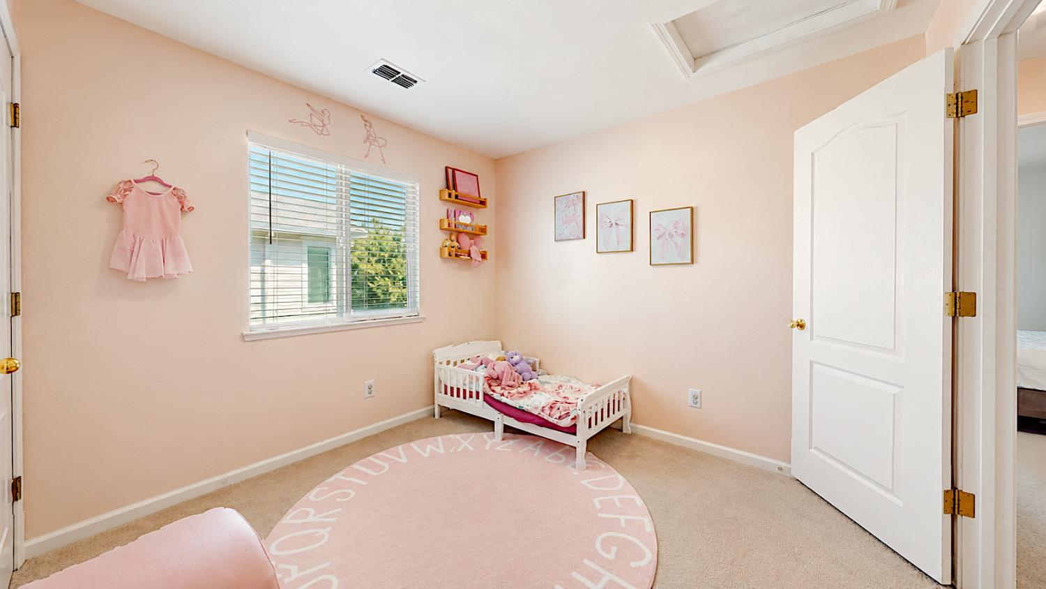 4203 Motif Ct, Turlock, CA 95382
