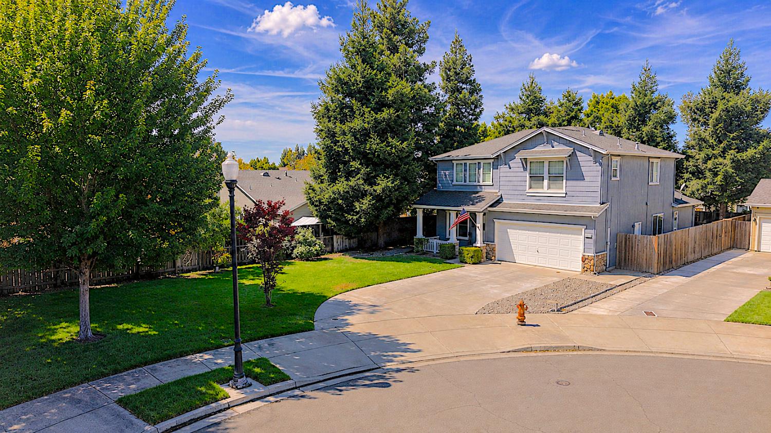 4203 Motif Ct, Turlock, CA 95382
