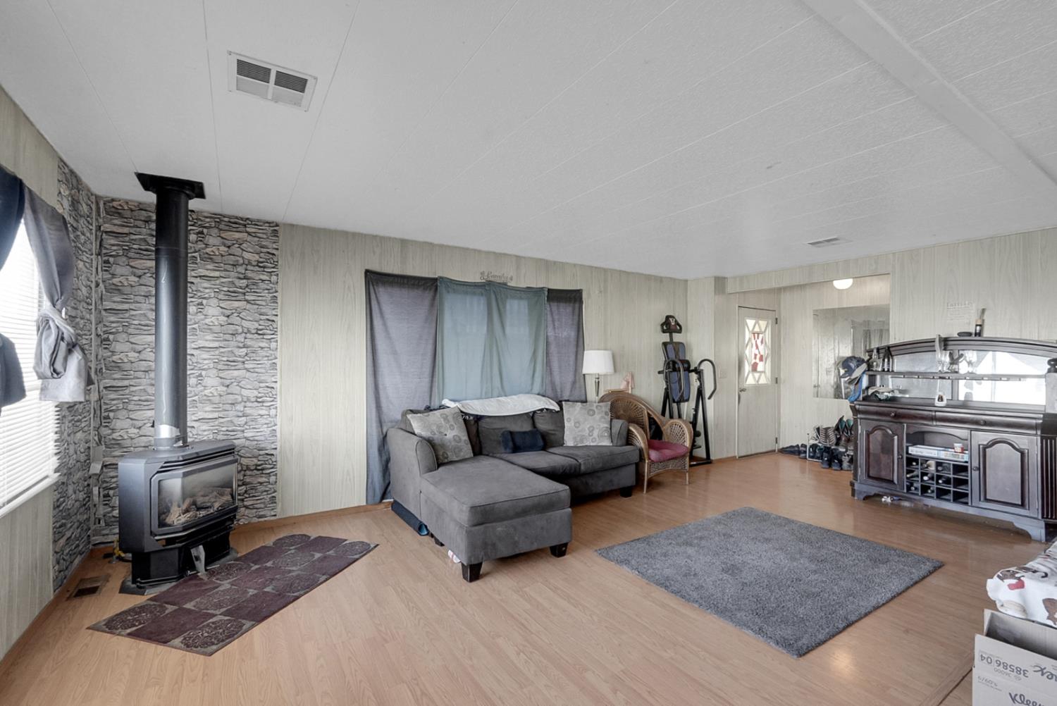 8200 Jantzen Rd #189, Modesto, CA 95357