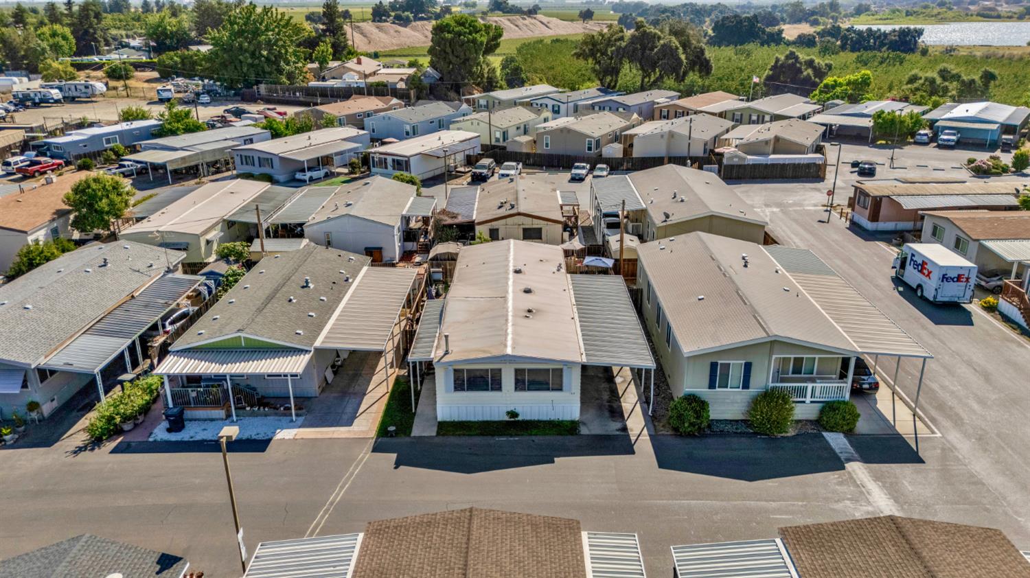 8200 Jantzen Rd #189, Modesto, CA 95357