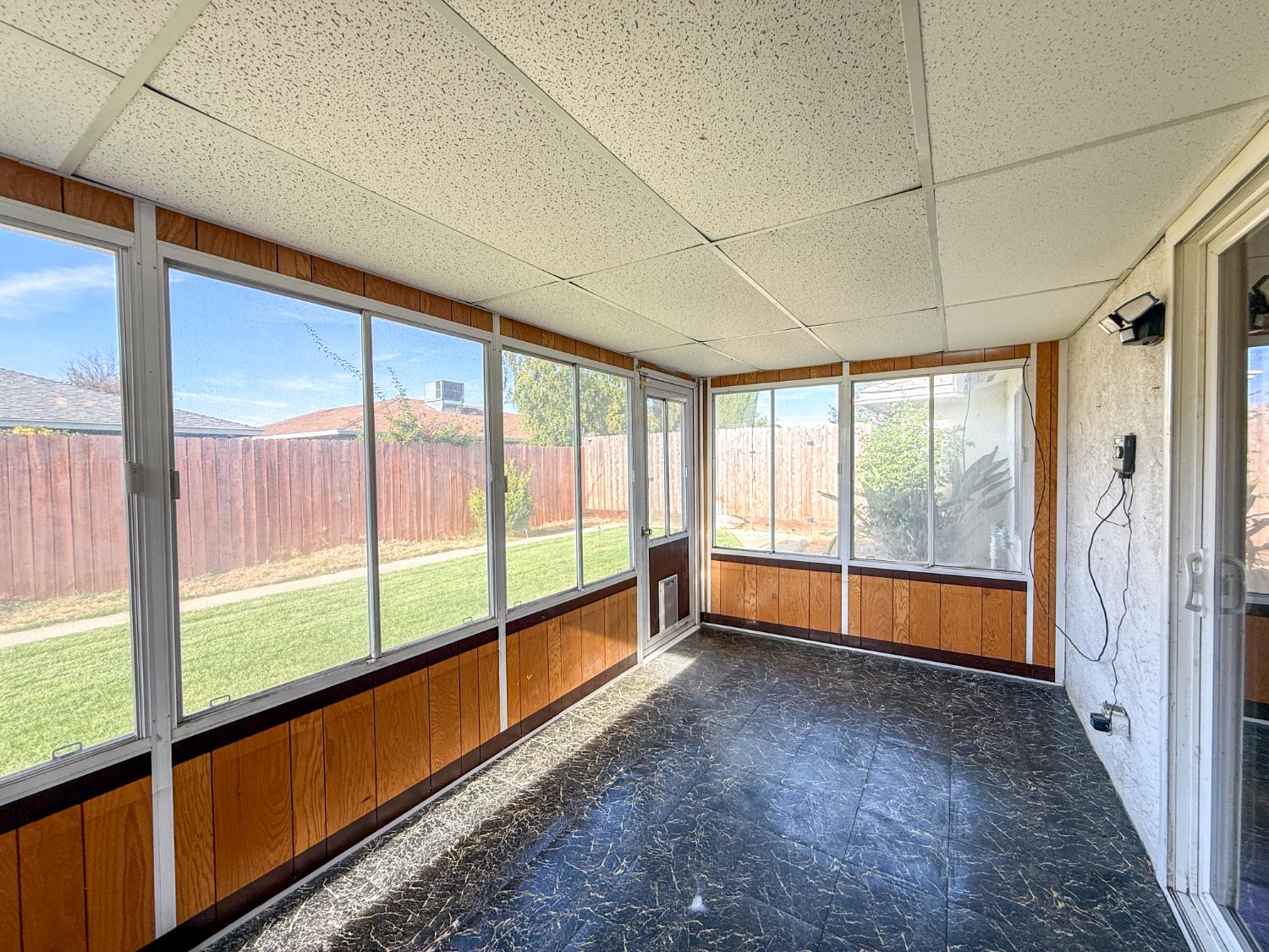 111 Pacemaker Dr, Atwater, CA 95301