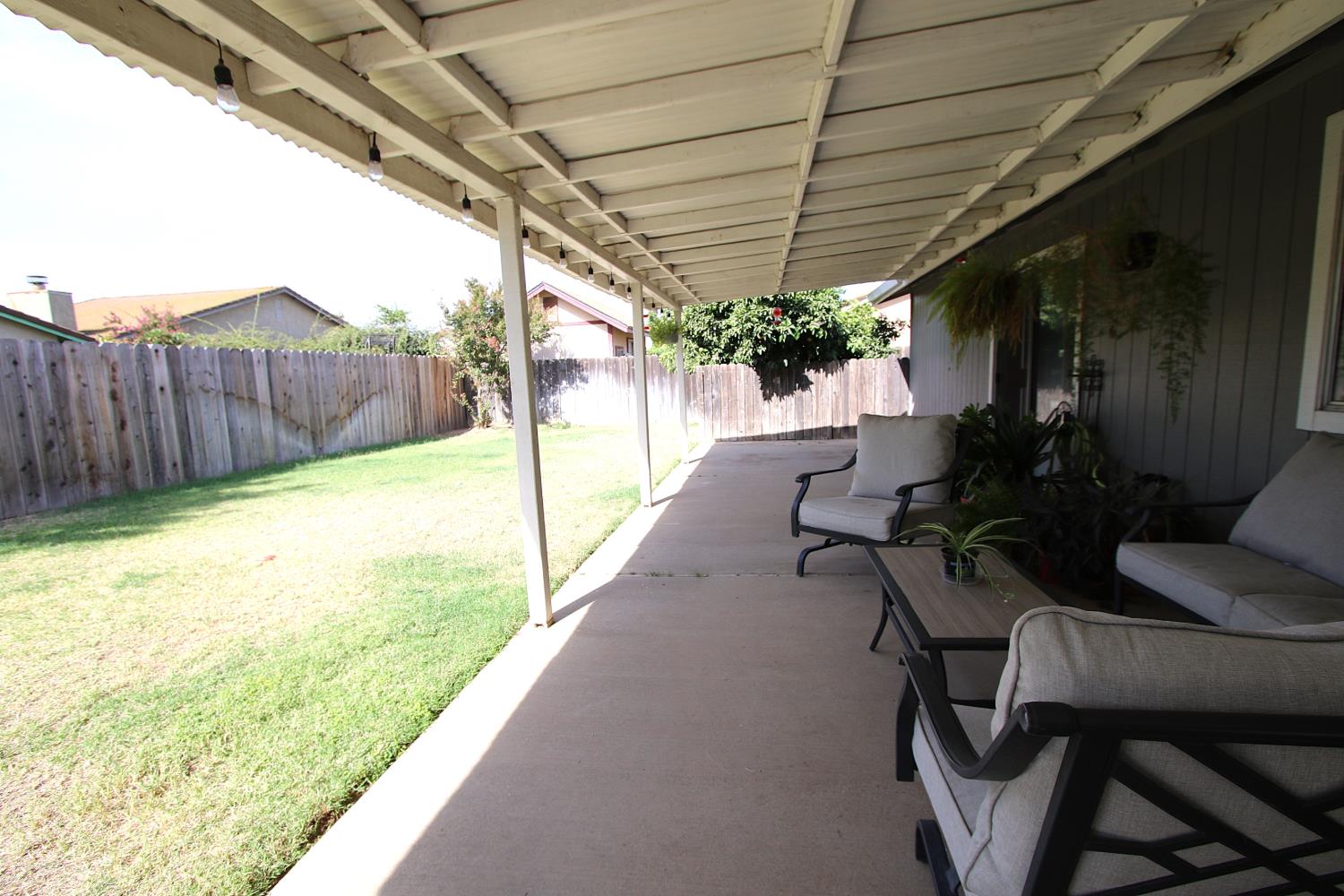 6835 Olive Ave, Winton, CA 95388