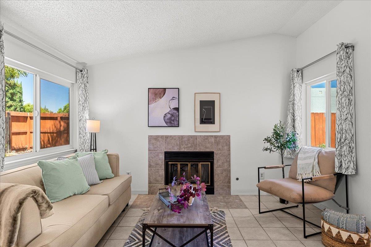 800 W Union Ave, Modesto, CA 95356