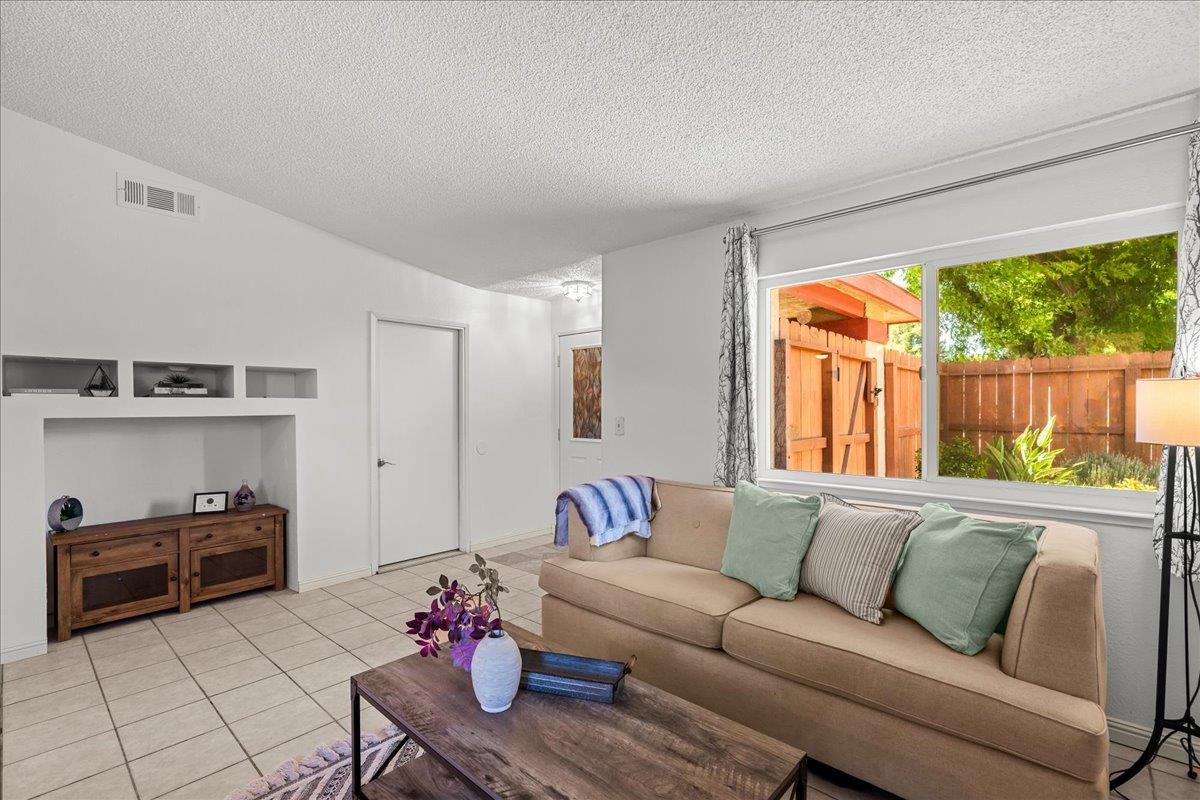800 W Union Ave, Modesto, CA 95356