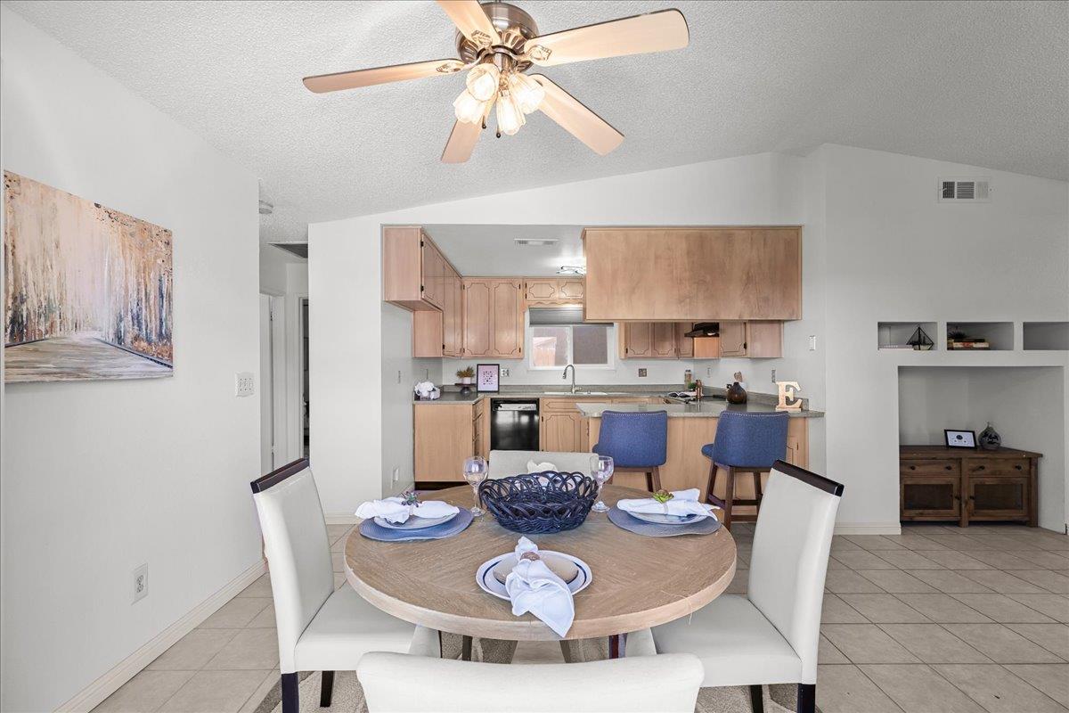 800 W Union Ave, Modesto, CA 95356
